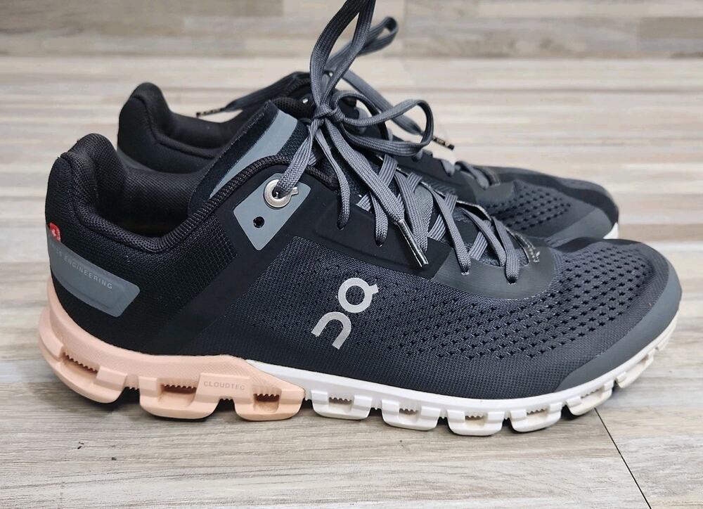 On Running Cloudflow Shoes Women Sz 8 Rose/Black Running Athletic Sneakers